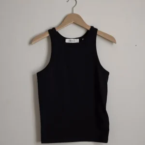 Singlet - Loui Tank Top Black